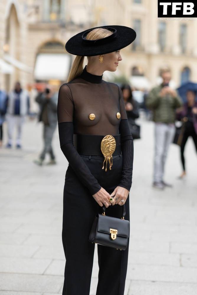 Chiara Ferragni Looks Stunning Without a Bra in Paris - #36