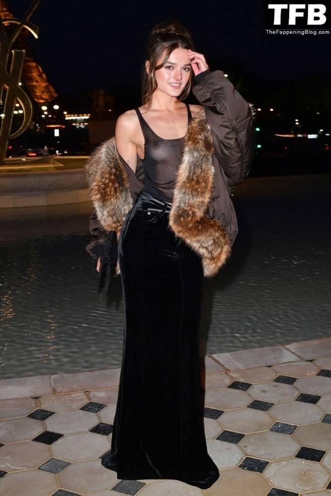 Charlotte Lawrence Flashes Her Nude Tits at the Saint Laurent Womenswear Show in Paris - #15