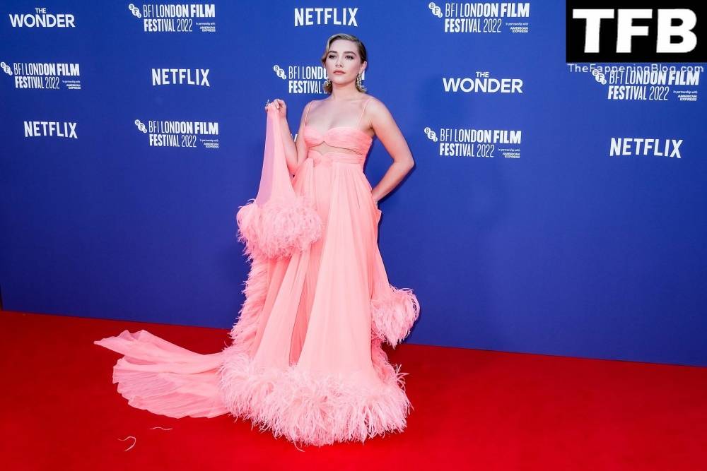 Florence Pugh Stuns on the Red Carpet at 1CThe Wonder 1D Premiere in London - #65