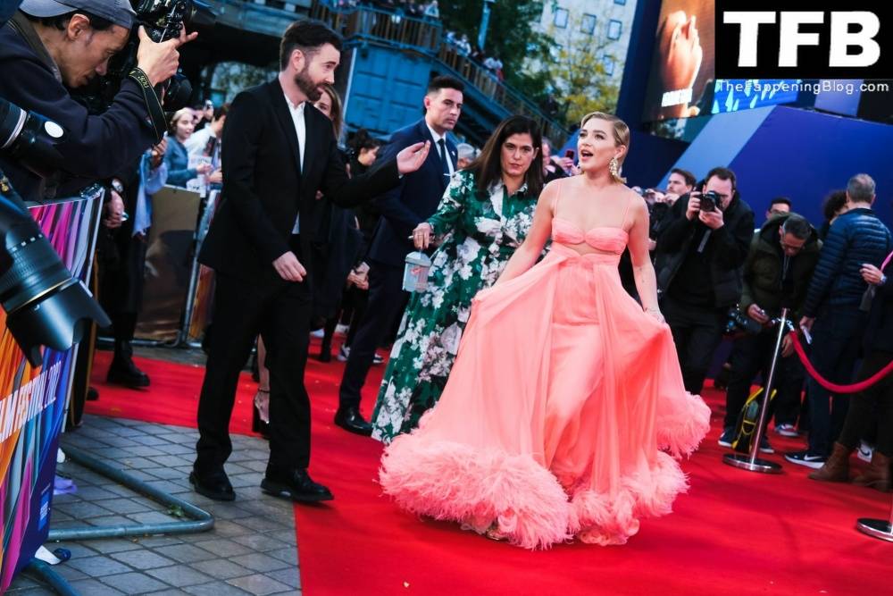 Florence Pugh Stuns on the Red Carpet at 1CThe Wonder 1D Premiere in London - #33