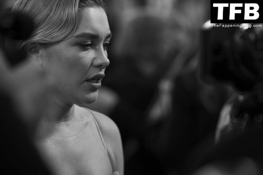 Florence Pugh Stuns on the Red Carpet at 1CThe Wonder 1D Premiere in London - #63