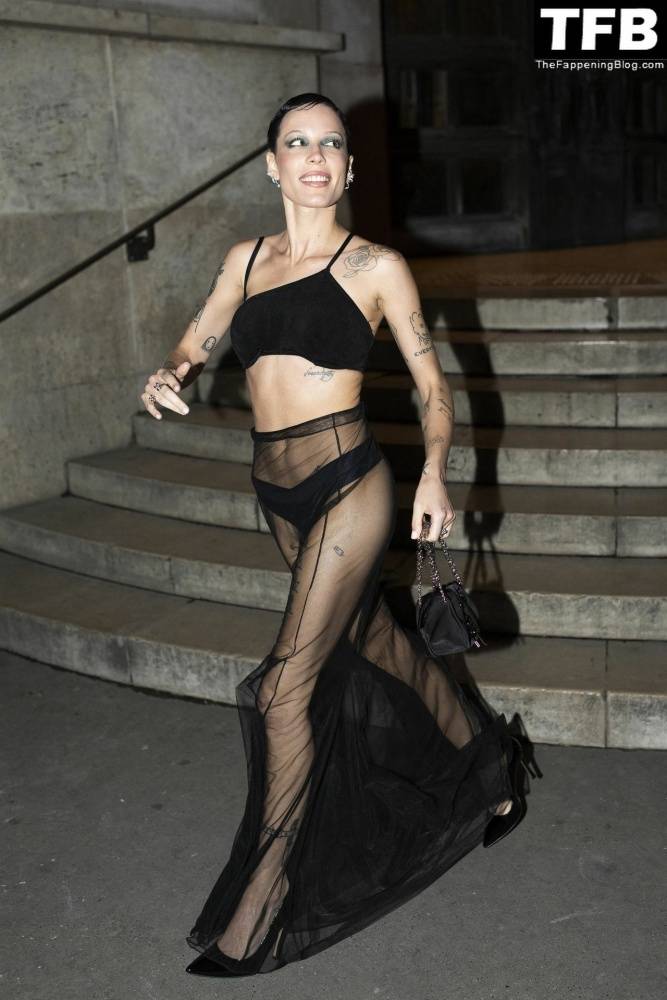 Halsey Looks Hot in a See-Through Dress at the Tiffany & Co Is Hosting Beyonce Party - #3