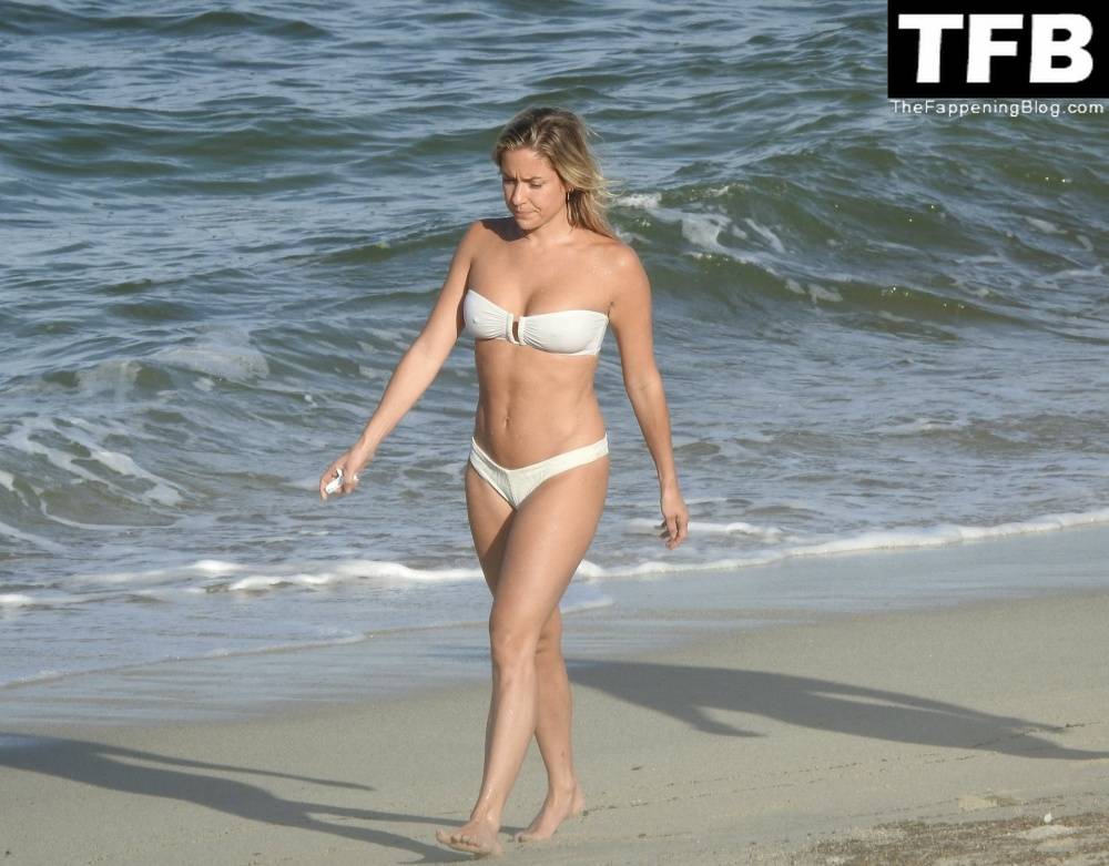 Kristin Cavallari Looks Incredible as She Takes a Dip in the Ocean in a White Bikini - #8