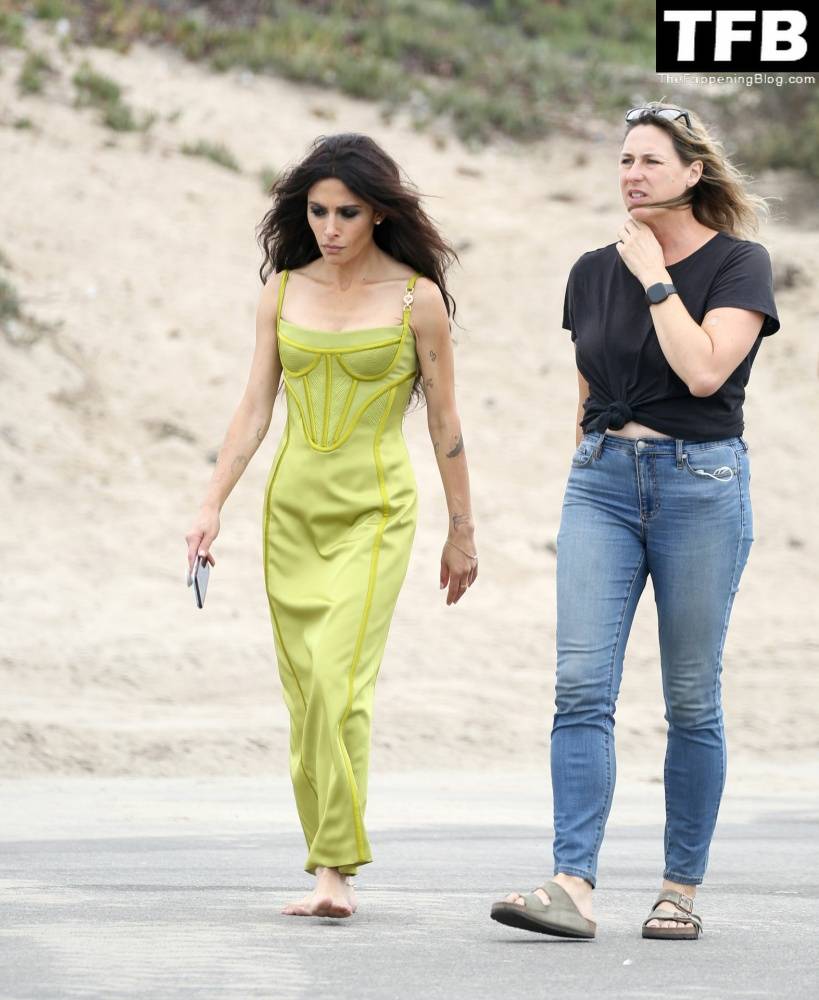Sarah Shahi is Spotted During a Beach Shoot in LA - #5