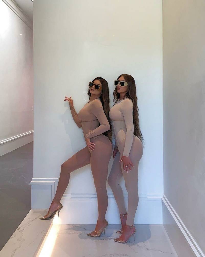 Kylie Jenner Lesbian Bikini See Through Dress Photoshoot Leaked - #2