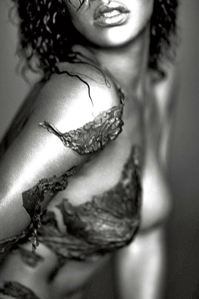 Rihanna Nude Beach Photoshoot Set Leaked - #3