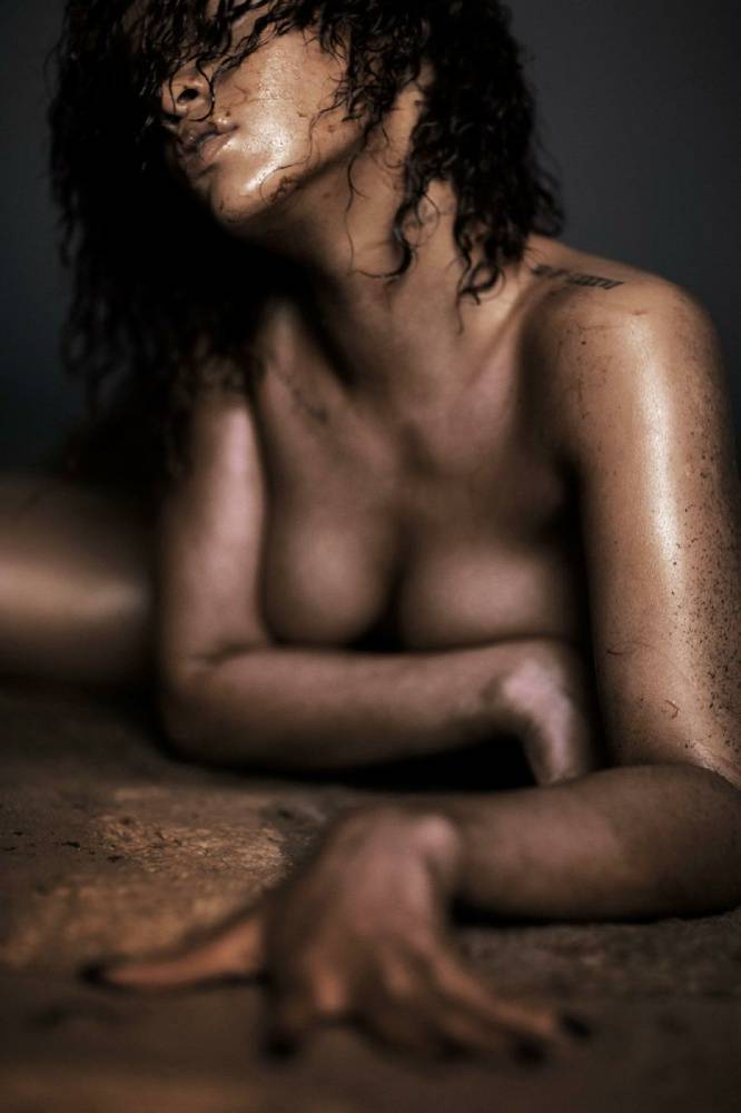 Rihanna Nude Beach Photoshoot Set Leaked - #4