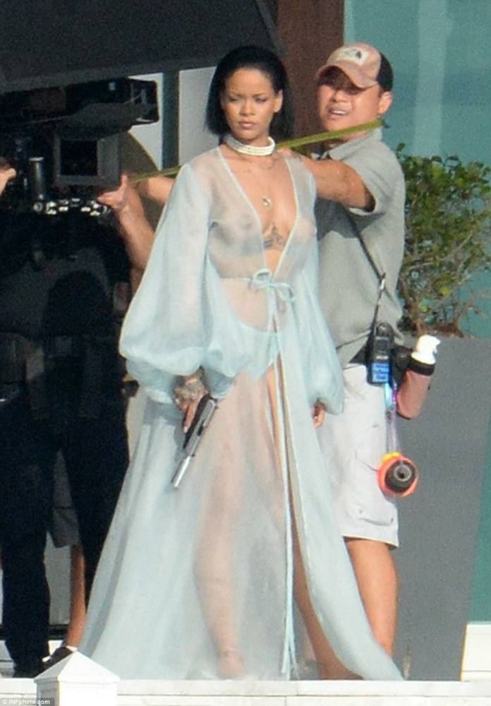 Rihanna Bikini Sheer Robe Nip Slip Photos Leaked - #17