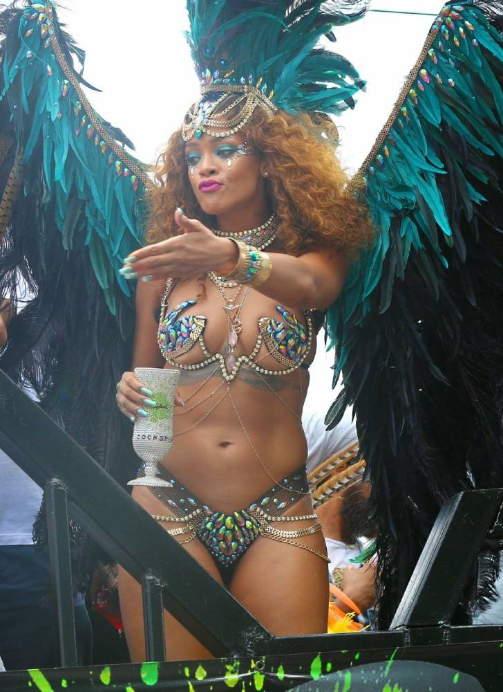 Rihanna Bikini Festival Nip Slip Photos Leaked - #3