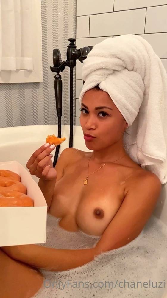 Chanel Uzi Nude Bathtub Onlyfans photo Leaked - #1