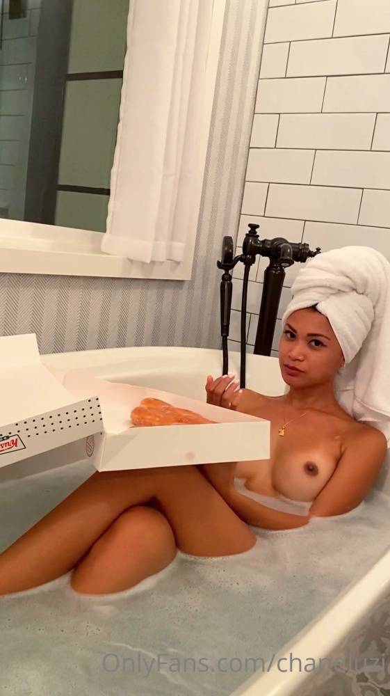 Chanel Uzi Nude Bathtub Onlyfans photo Leaked - #2