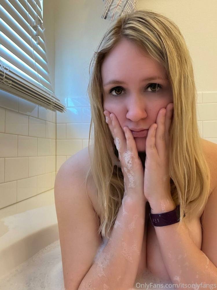 Fangs Nude Shower Onlyfans Content Leaked - #9