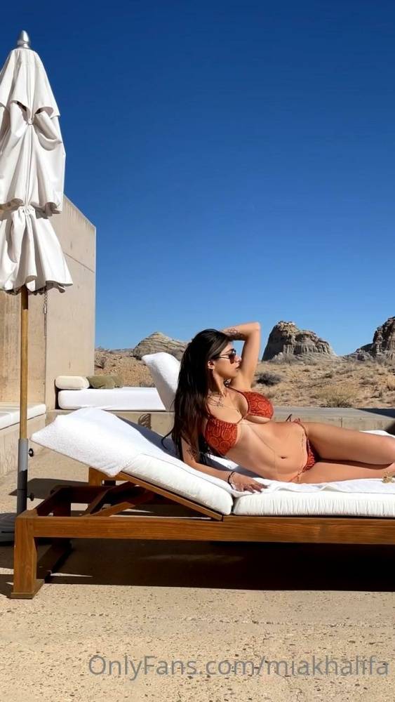 Mia Khalifa Outdoor Bikini Strip OnlyFans photo Leaked - #9
