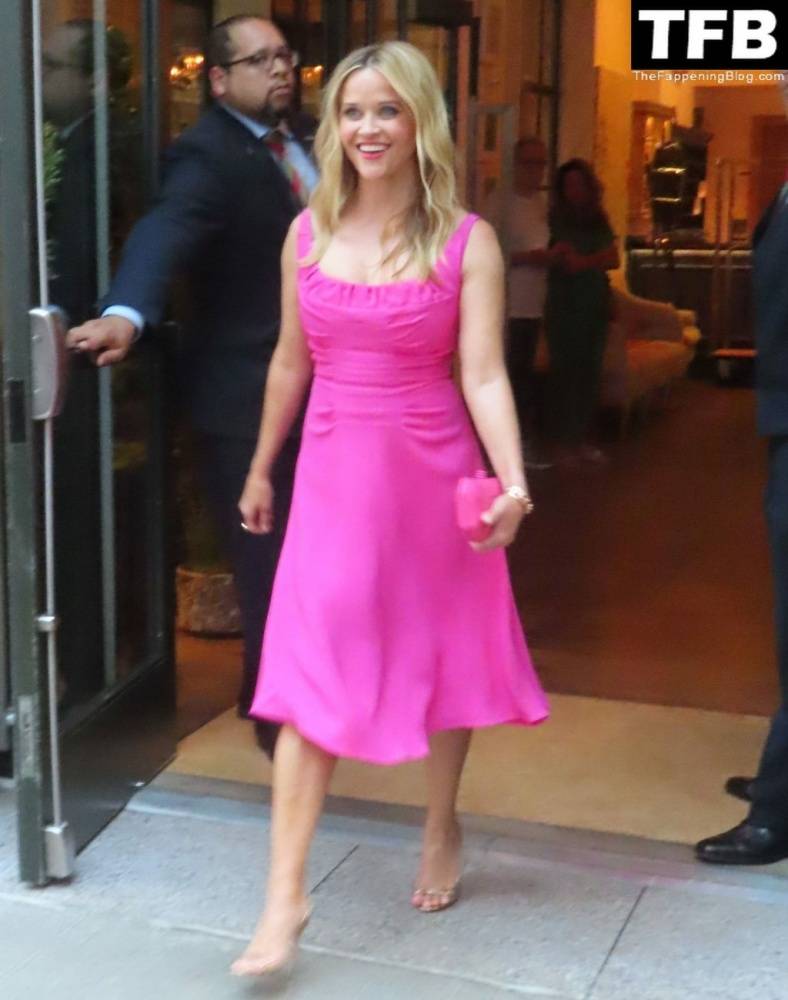 Reese Witherspoon Looks Hot in Pink at the 1CWhere The Crawdads Sing 1D Premiere in NYC - #9