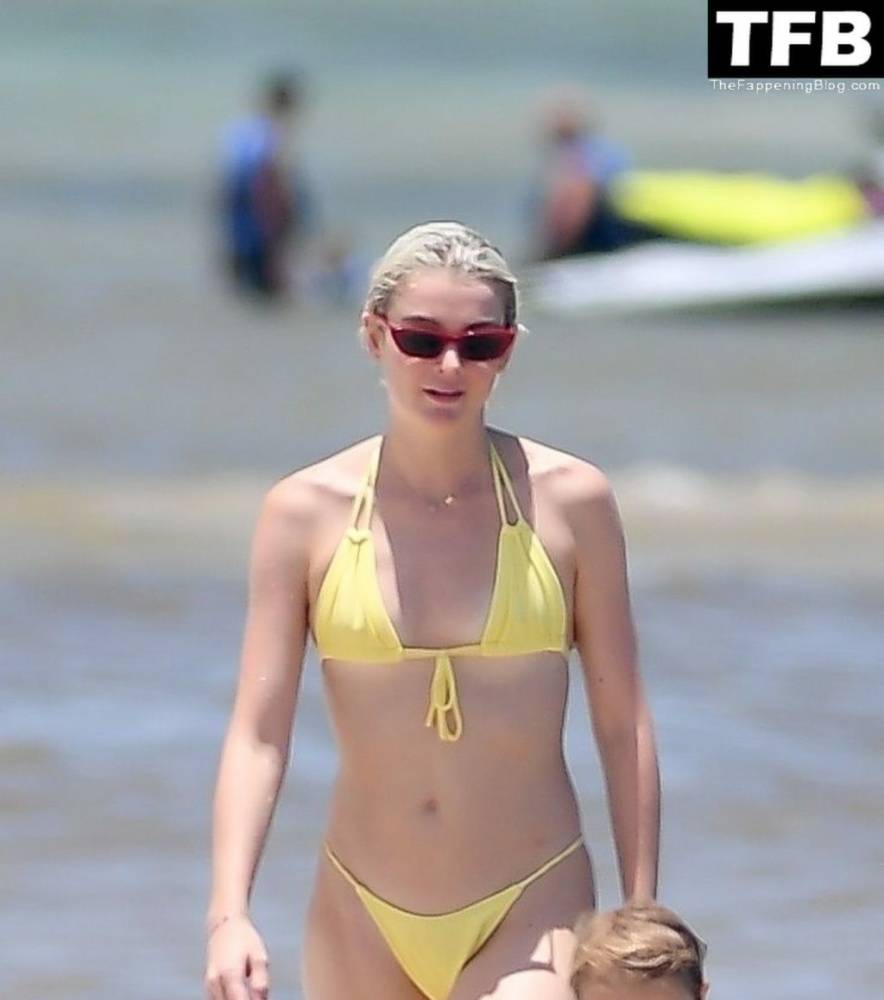 Allie Teilz Shows Off Her Sexy Figure in a Yellow Bikini - #14