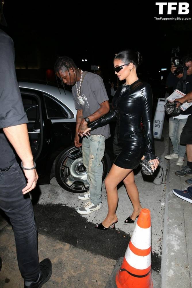 Kylie Jenner & Travis Scott Dine Out with James Harden at Celeb Hotspot Crag 19s in WeHo - #2