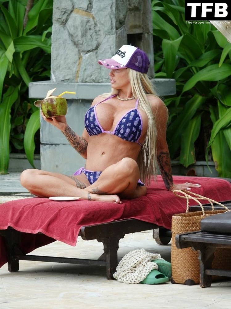 Busty Katie Price Chills Out Poolside on Holiday in Thailand - #1