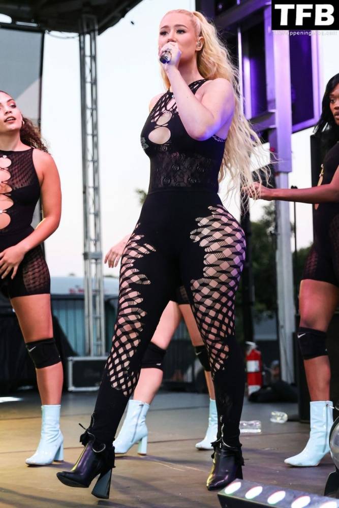 Iggy Azalea Performs at The 39th Annual Long Beach Pride Parade and Festival in Long Beach (150 New Photos) - #6