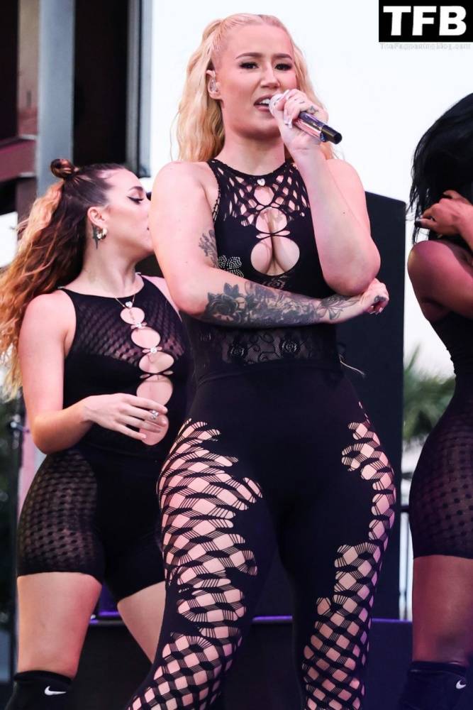 Iggy Azalea Performs at The 39th Annual Long Beach Pride Parade and Festival in Long Beach (150 New Photos) - #1