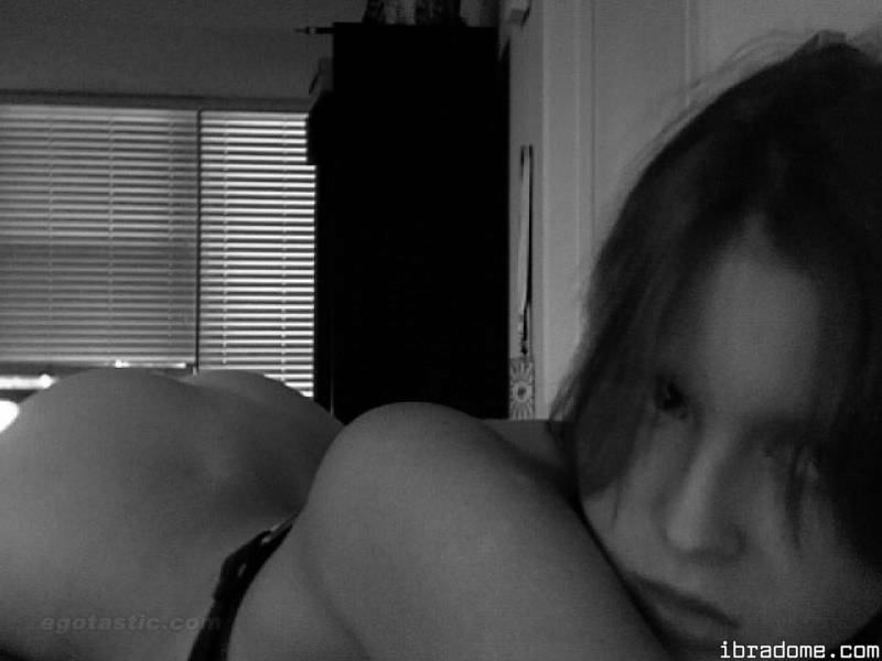 Renee Olstead Nude New Photos - #5