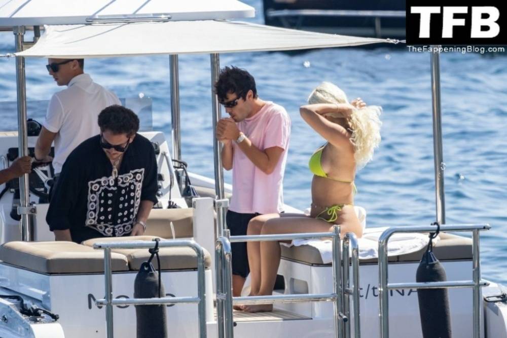 Kelsey Calemine Rocks a Yellow Bikini Aboard a Yacht on a Summer Break in Nerano - #16