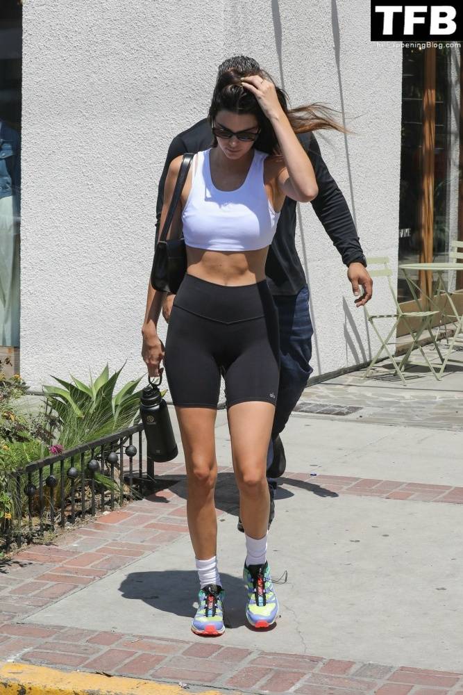 Kendall Jenner Puts Her Abs and Legs on Display During Workout Session in WeHo - #56