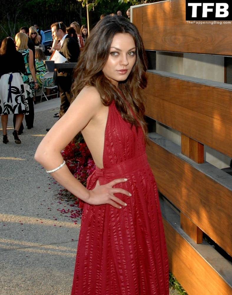 Mila Kunis Topless & Sexy Collection 13 Part 1 - #24
