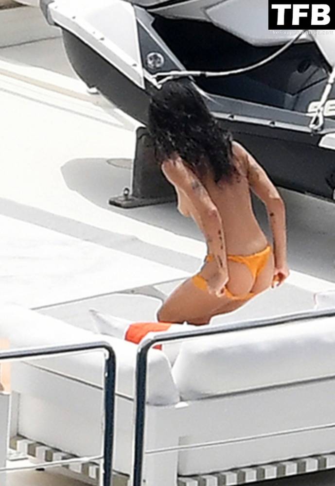 Zoe Kravitz & Channing Tatum Pack on the PDA While on a Romantic Holiday on a Mega Yacht in Italy - #67