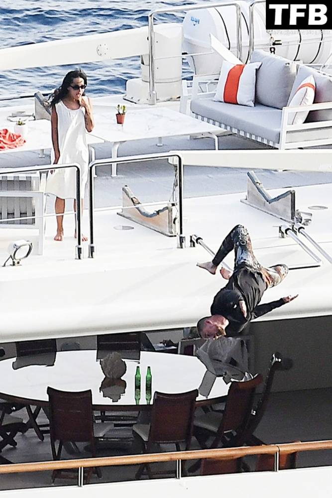 Zoe Kravitz & Channing Tatum Pack on the PDA While on a Romantic Holiday on a Mega Yacht in Italy - #24