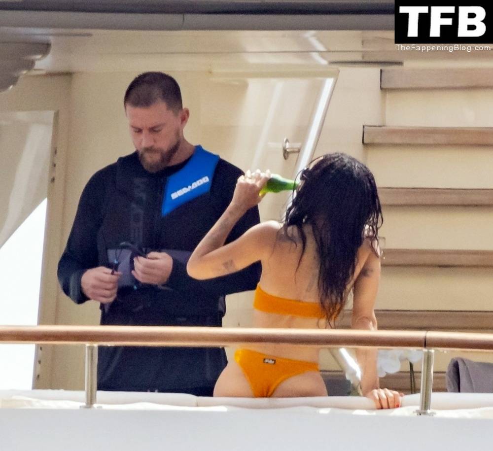 Zoe Kravitz & Channing Tatum Pack on the PDA While on a Romantic Holiday on a Mega Yacht in Italy - #48
