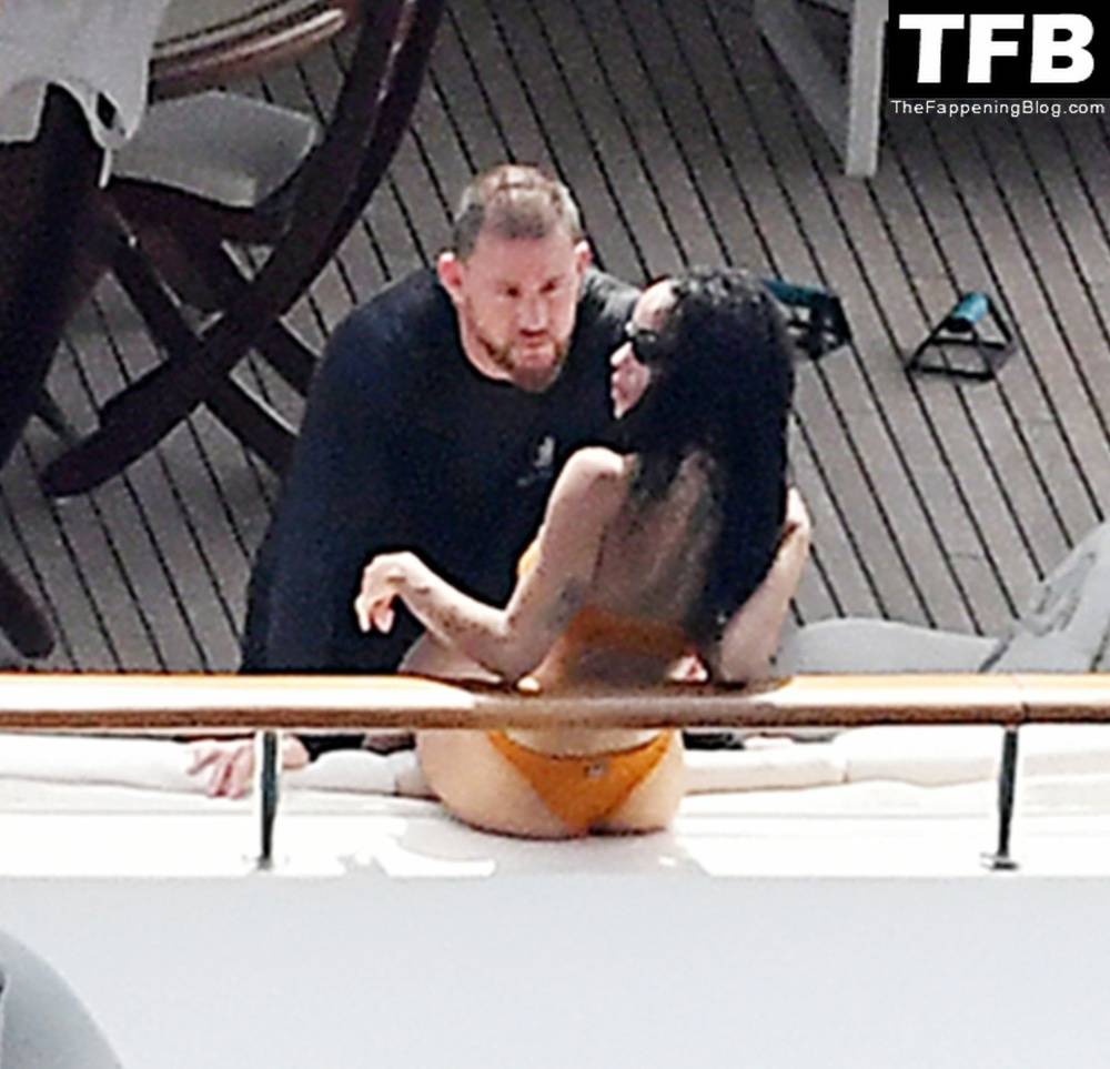 Zoe Kravitz & Channing Tatum Pack on the PDA While on a Romantic Holiday on a Mega Yacht in Italy - #91