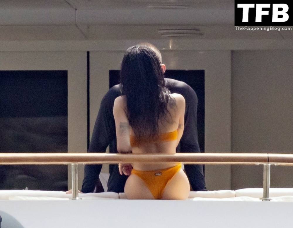Zoe Kravitz & Channing Tatum Pack on the PDA While on a Romantic Holiday on a Mega Yacht in Italy - #76