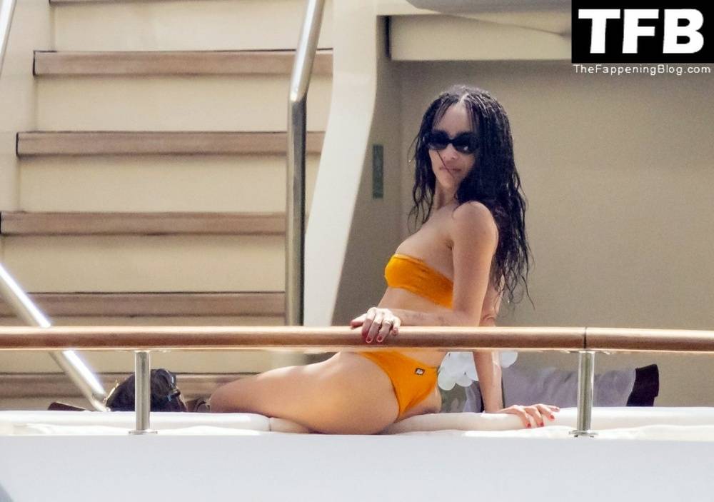 Zoe Kravitz & Channing Tatum Pack on the PDA While on a Romantic Holiday on a Mega Yacht in Italy - #12