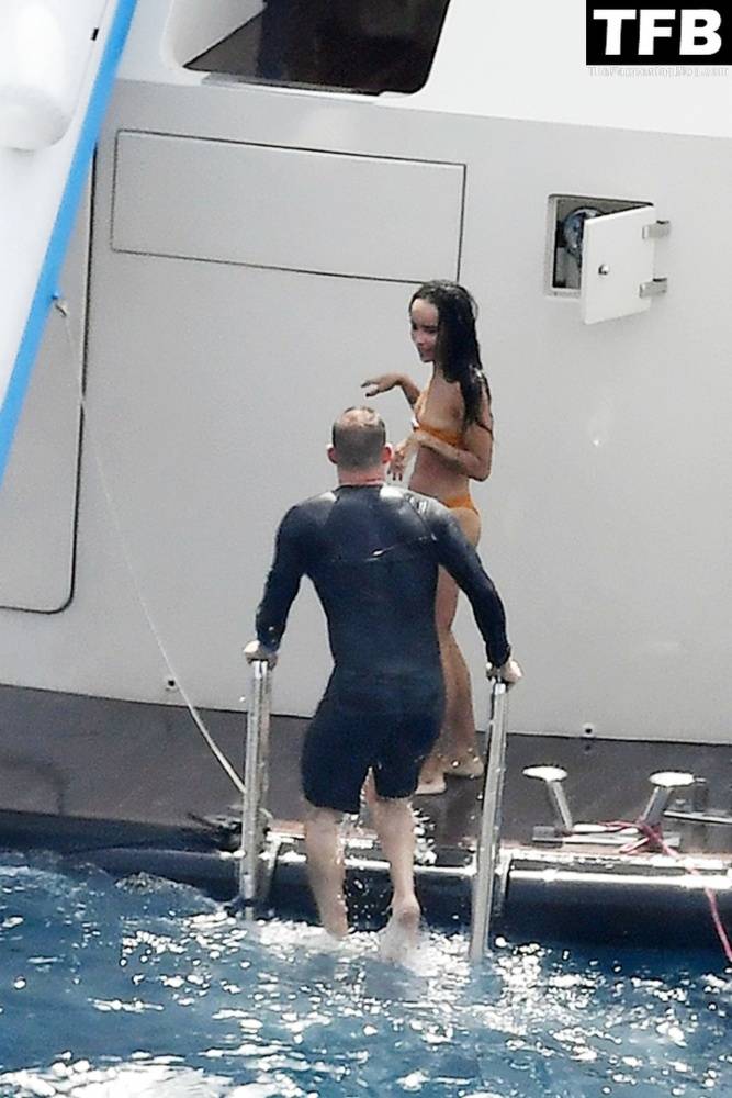 Zoe Kravitz & Channing Tatum Pack on the PDA While on a Romantic Holiday on a Mega Yacht in Italy - #20