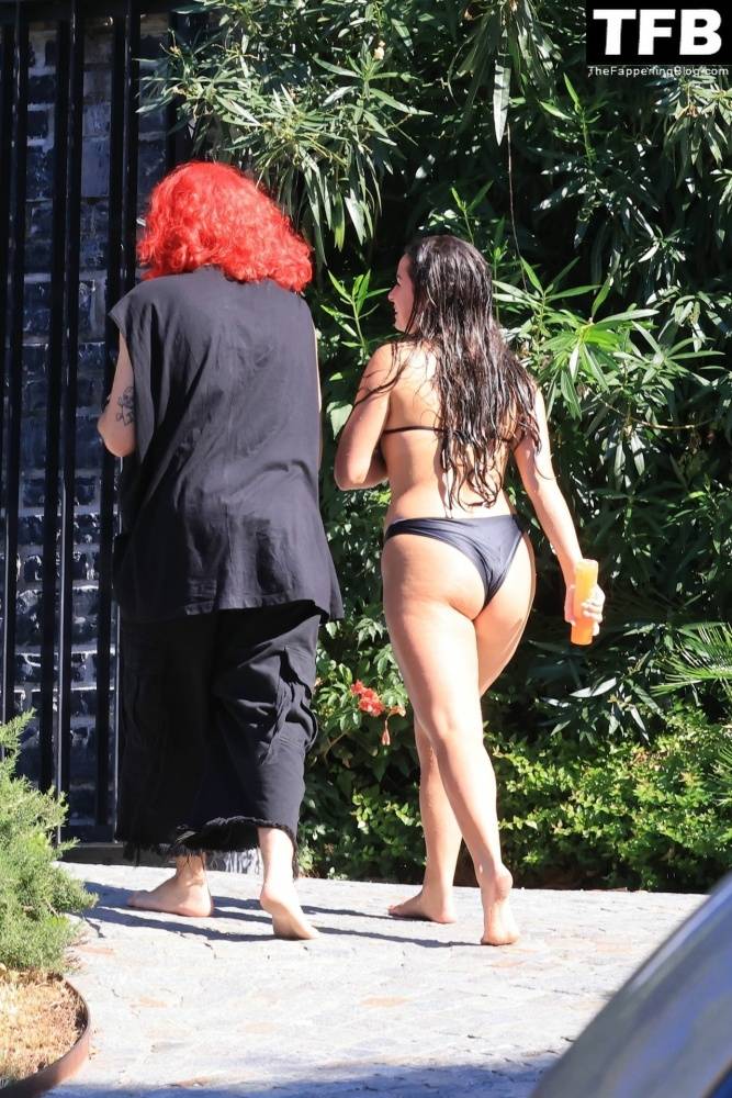 Addison Rae Displays Her Curves in a Black Bikini on Holiday with Omer Fedi on Lake Como - #26