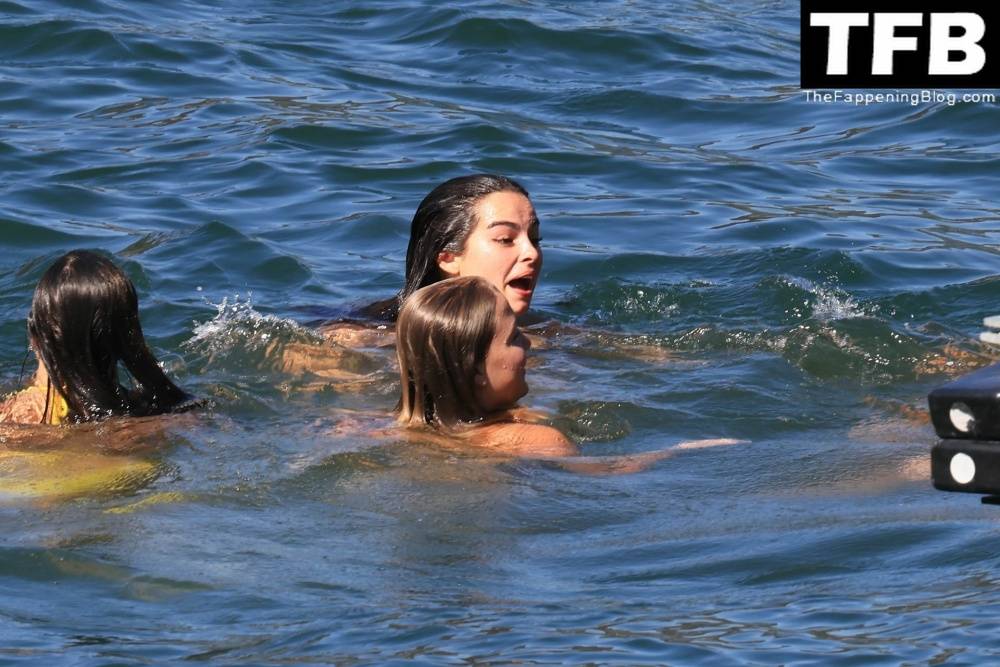 Addison Rae Displays Her Curves in a Black Bikini on Holiday with Omer Fedi on Lake Como - #32