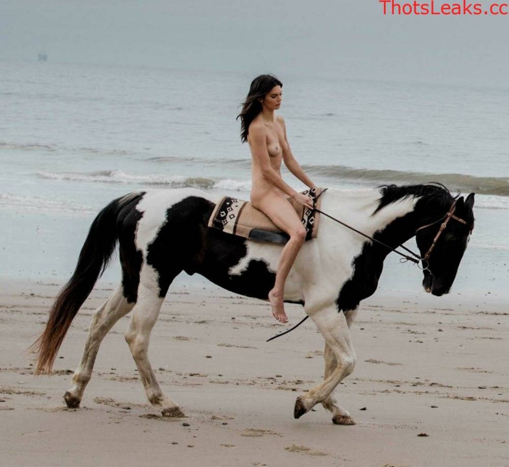 Kendall Jenner Nude Horse Riding Set Leaked - #12