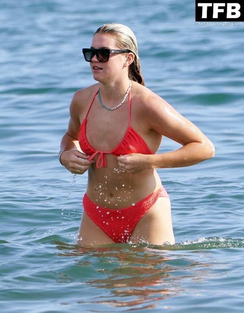 Alessia Russo is Pictured Relaxing on Holiday in Italy - #22