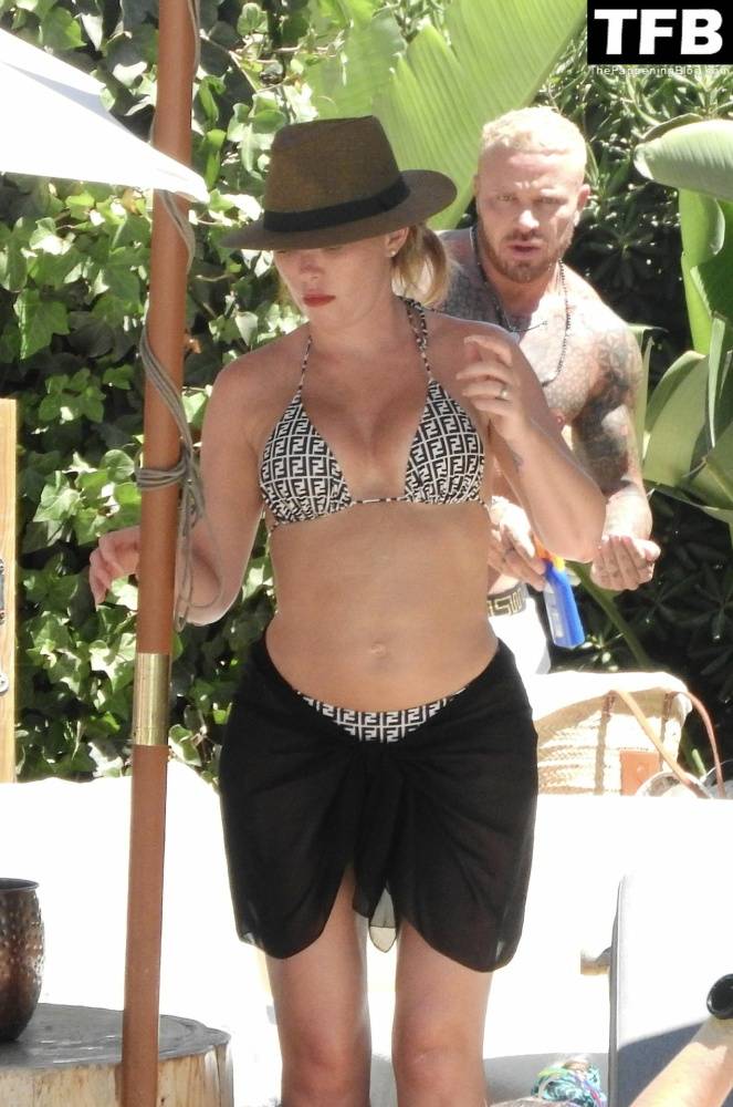 Natasha Hamilton Looks Hot in a Bikini While on Holiday in Marbella - #20