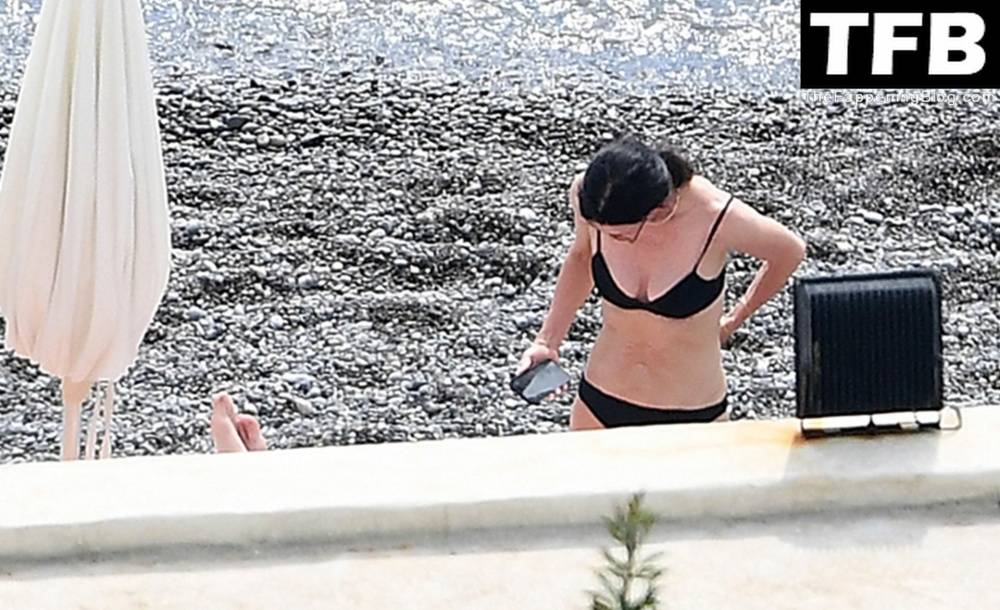 Courteney Cox Enjoys the Summer Holiday with Johnny McDaid in Positano - #58