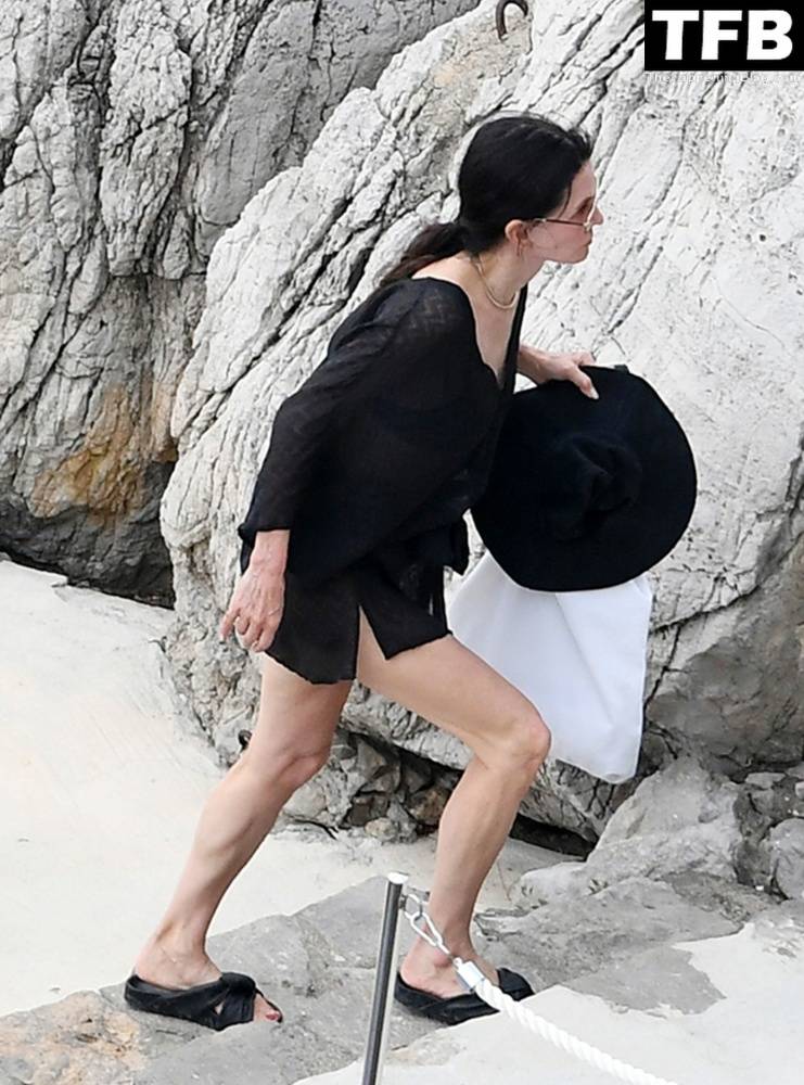 Courteney Cox Enjoys the Summer Holiday with Johnny McDaid in Positano - #49