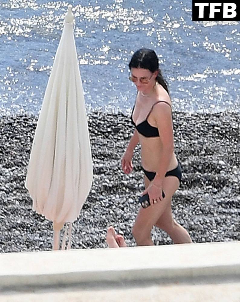 Courteney Cox Enjoys the Summer Holiday with Johnny McDaid in Positano - #31