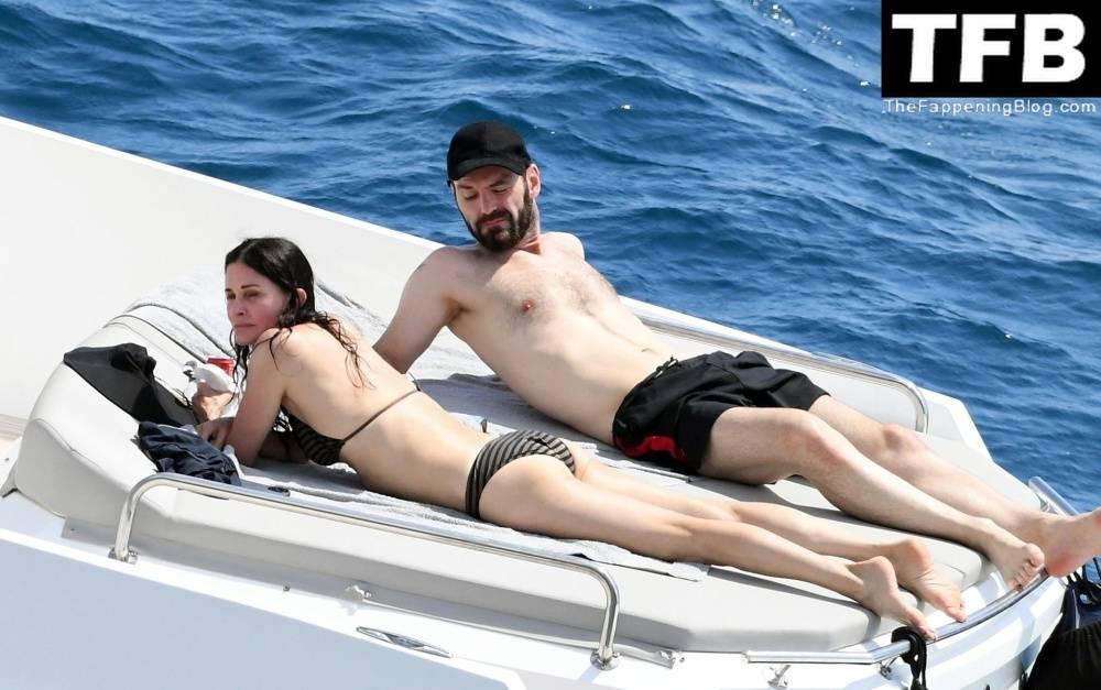 Courteney Cox Enjoys the Summer Holiday with Johnny McDaid in Positano - #62