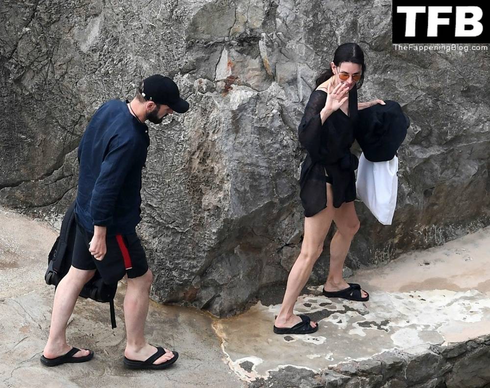Courteney Cox Enjoys the Summer Holiday with Johnny McDaid in Positano - #36