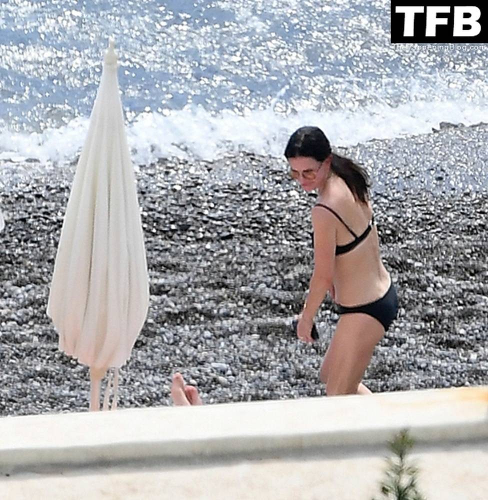 Courteney Cox Enjoys the Summer Holiday with Johnny McDaid in Positano - #38