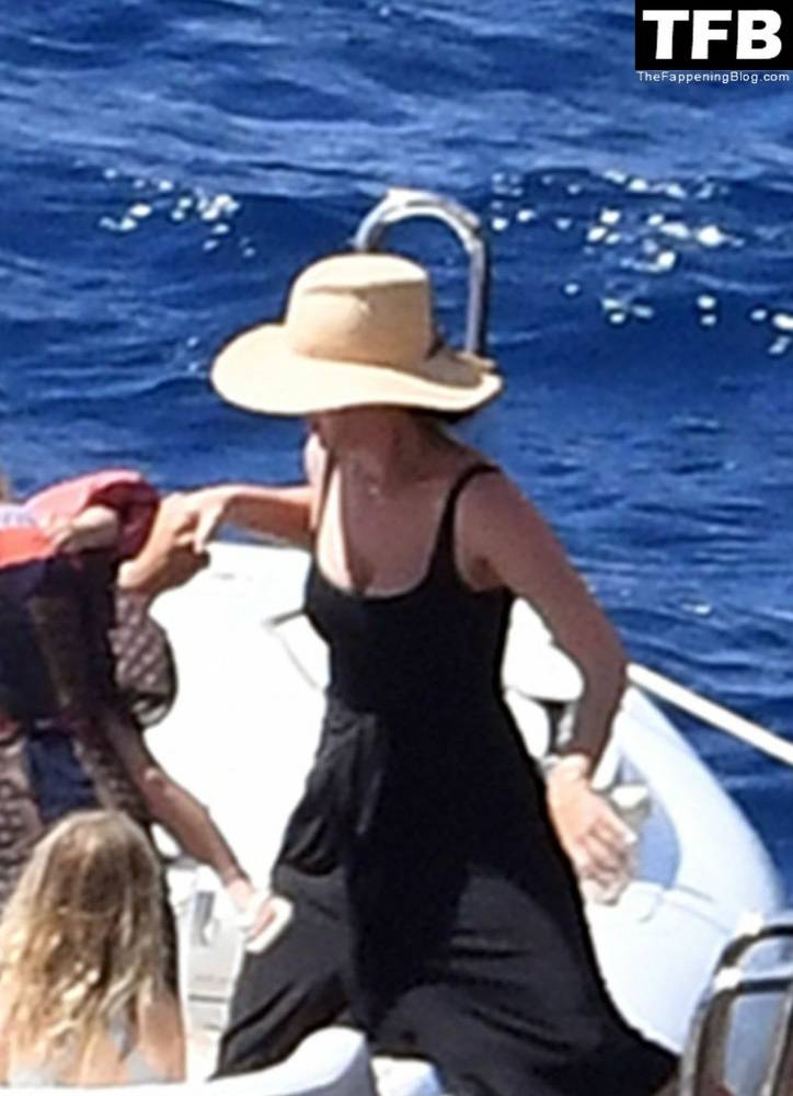 Katy Perry & Orlando Bloom Enjoy Their Summer Vacation on Positano - #1