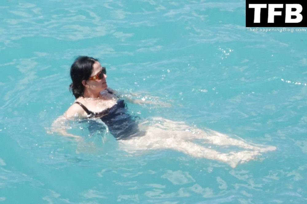 Katy Perry & Orlando Bloom Enjoy Their Summer Vacation on Positano - #58
