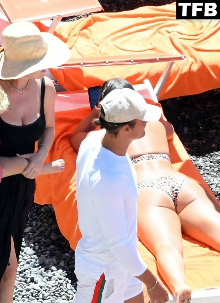 Katy Perry & Orlando Bloom Enjoy Their Summer Vacation on Positano - #72