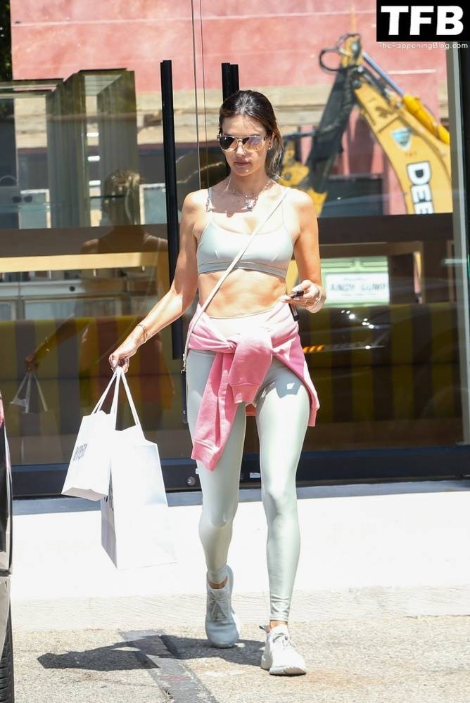 Alessandra Ambrosio Starts Off Her Week with a Trip to the Gym - #26