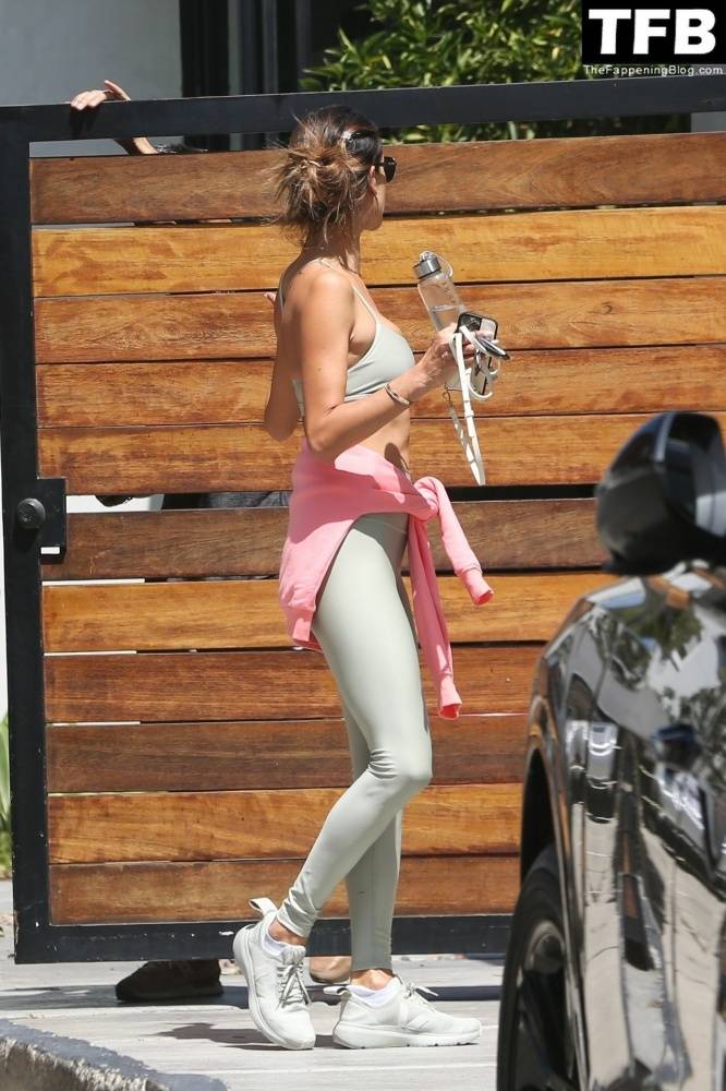 Alessandra Ambrosio Starts Off Her Week with a Trip to the Gym - #36